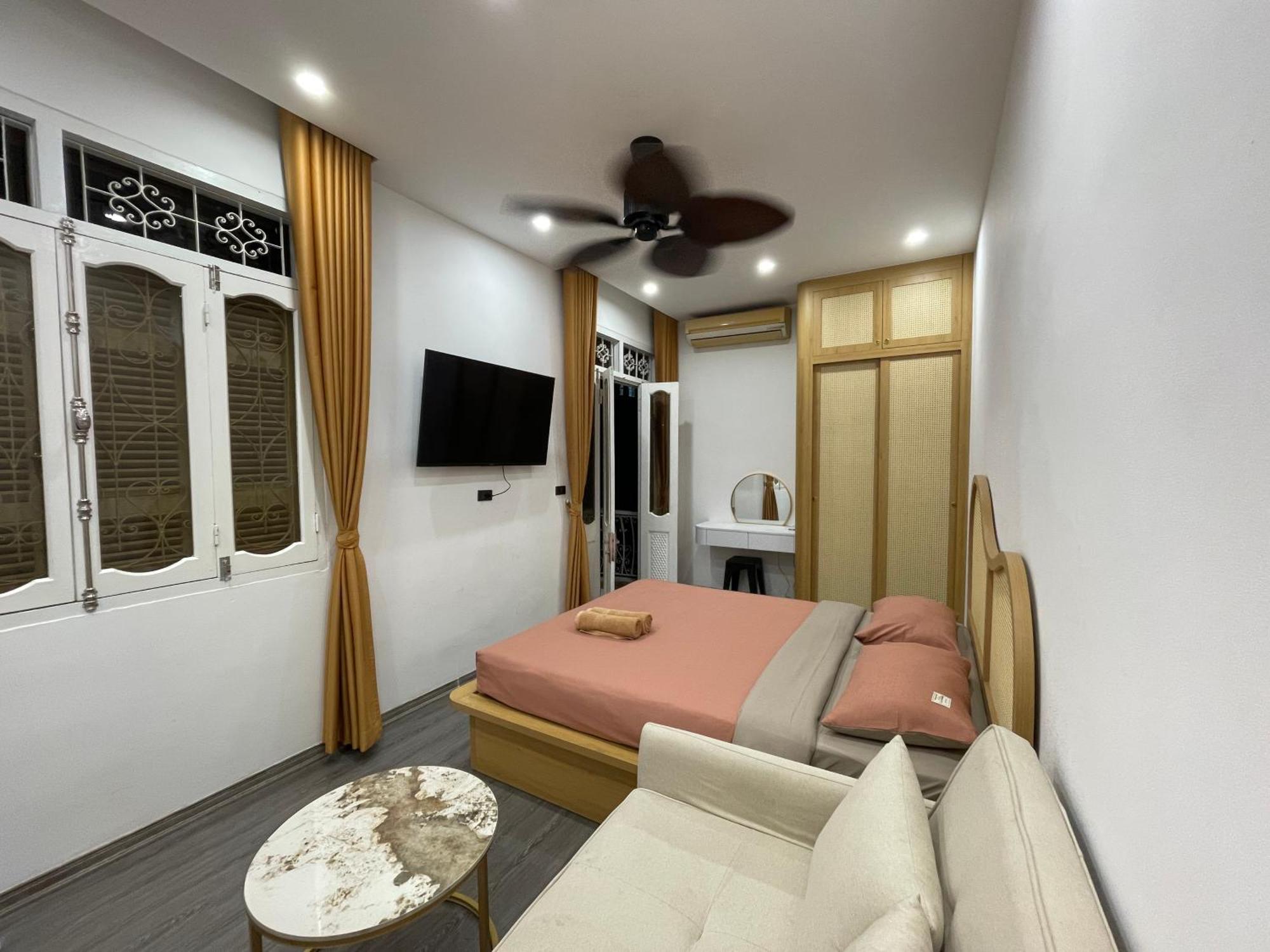 Laca Homestay Hangda Hanoi Buitenkant foto